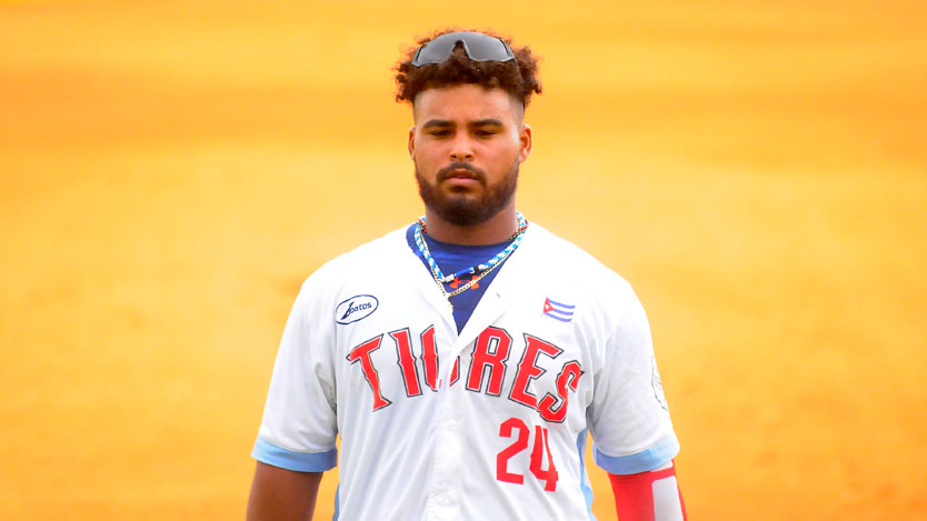 Yudiel Rodríguez, una lesión en su mano derecha lo sacó del juego activo esta temporada, cuando promediaba por encima de 360 Yudiel Rodríguez