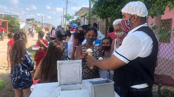  vendiendo helado