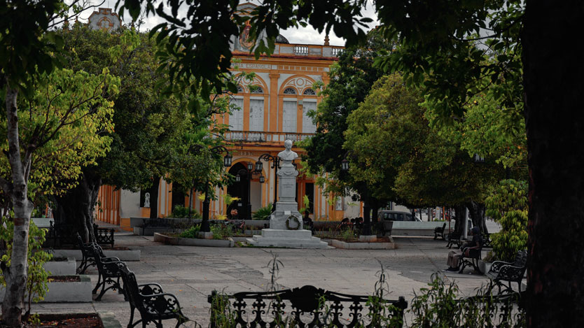 Morón 6