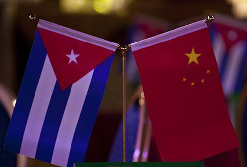 Cuba China banderas