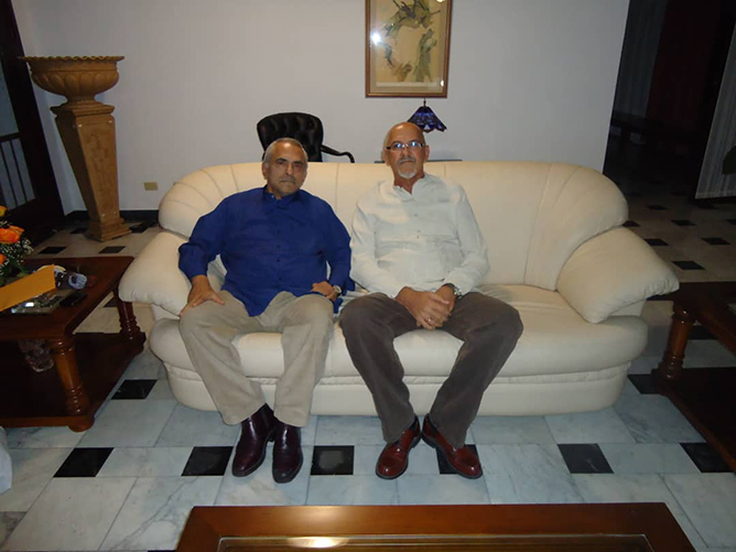 Doctor Aparicio con presidente timor leste