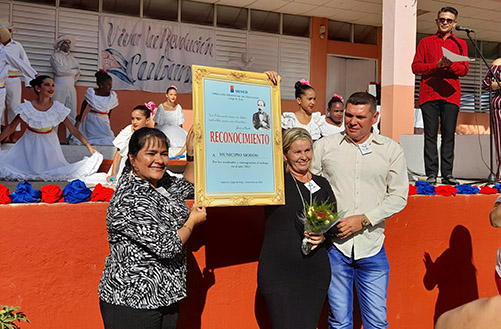 reconocimiento moron educadores