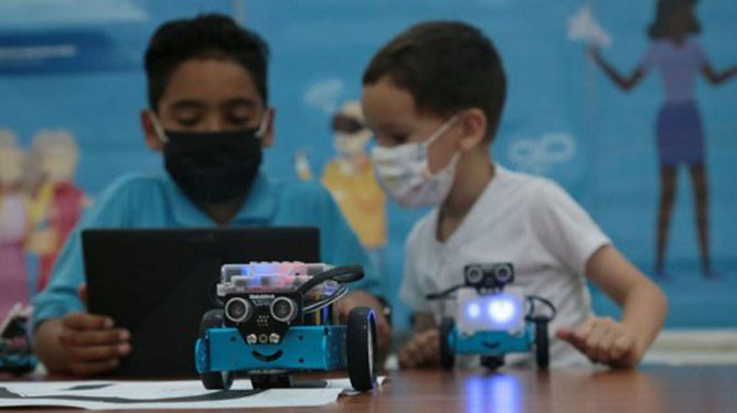 niños robotica