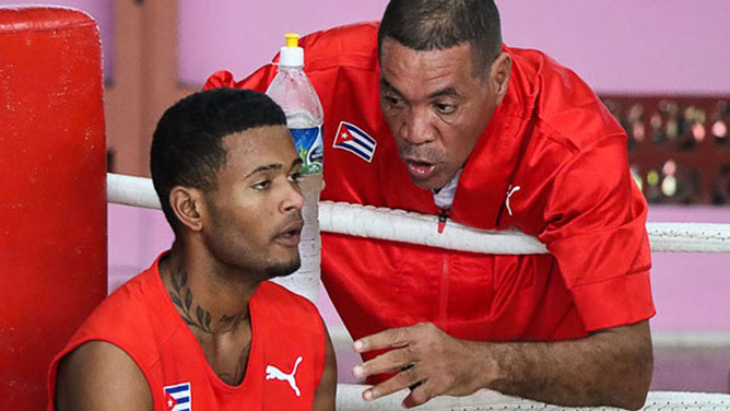  anibal entrenador