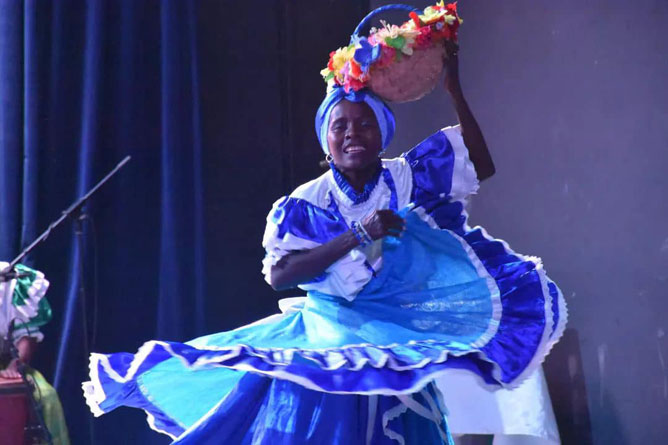 El colorido y la danzajpg