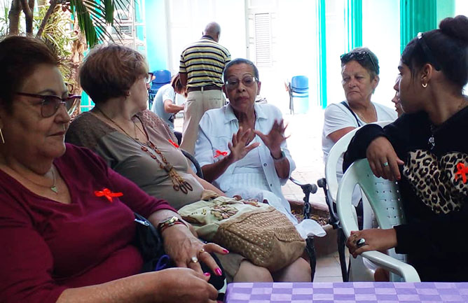  mujeres