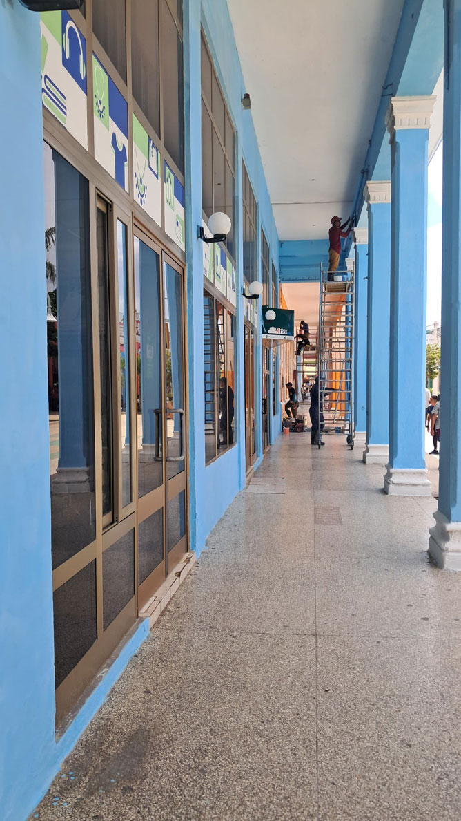 Público corredor, intenso colorido hervidero 03