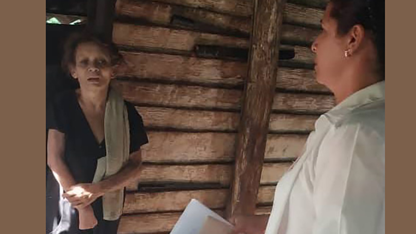 Hasta los más remotos rincones de la geografía cunaguera llegan profesionales de la salud, para identificar los síntomas febriles. Foto: DG Salud Bolivia Ciego Avila/Facebook