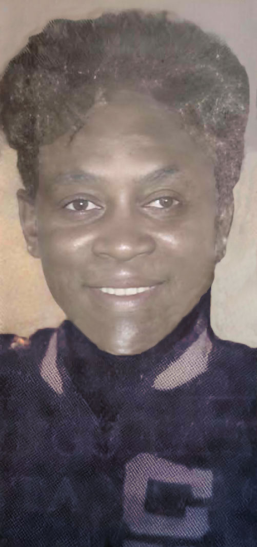 La sonrisa, casi perenne compañía en el rostro de Marina marina