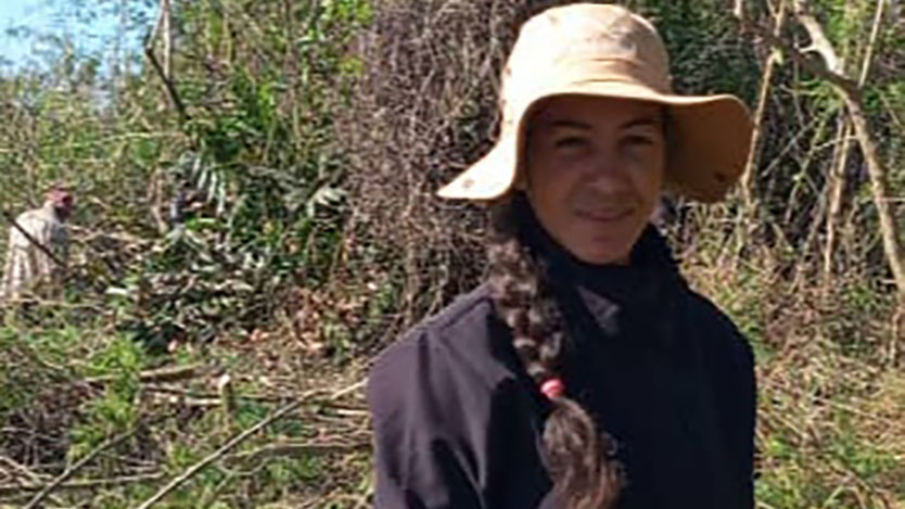 Ana María García pasó de la inactividad laboral a dirigir la Brigada Silvícola en Júcaro y es ejemplo de cómo el empoderamiento femenino fortalece la resiliencia costera. Fotos: Román