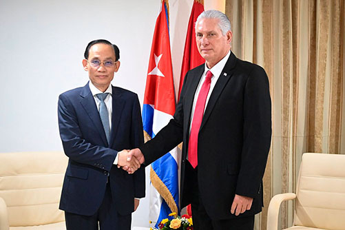  diaz-canel-le-hoai-trung