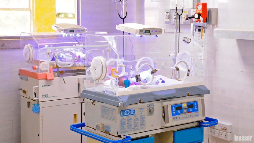Sala de neonatología en Morón